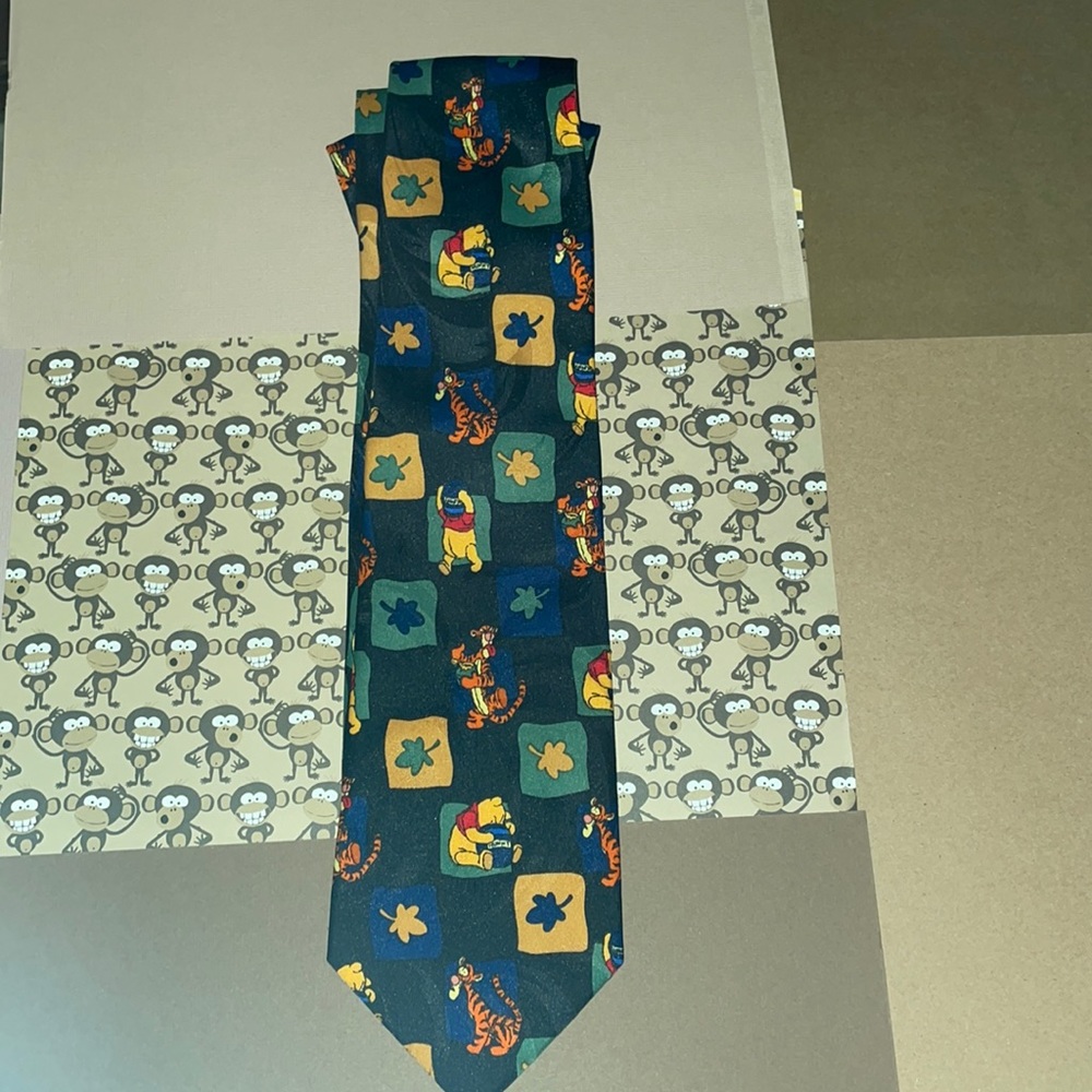 Disney Winnie the Pooh and friends fall/spring Tie